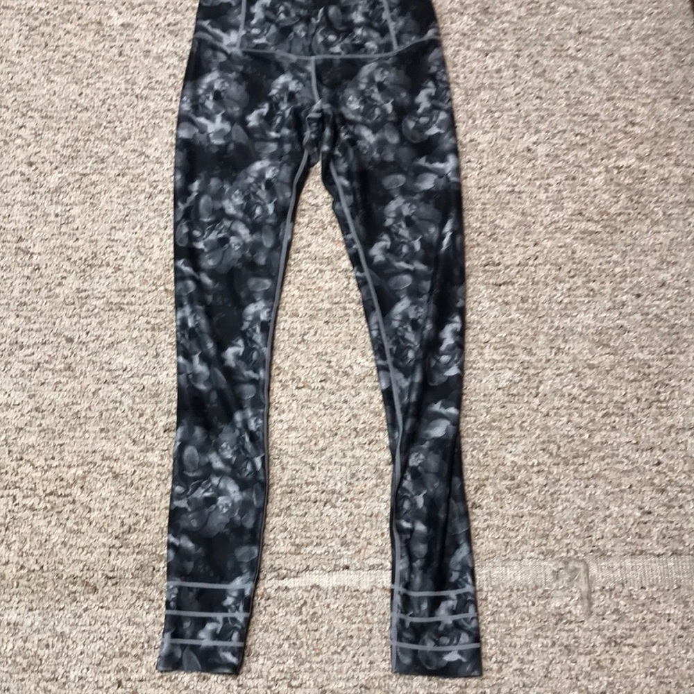 Reversible workout pants